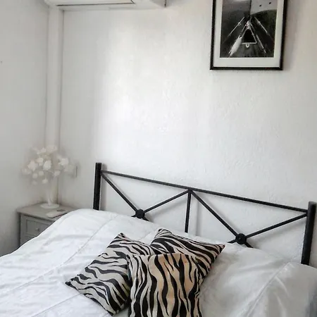 Feriehus Maison Confortable A 33 M² Avec Piscine Partagee