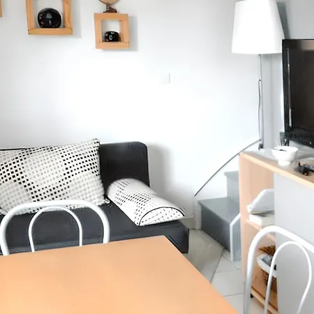 Maison Confortable A 33 M² Avec Piscine Partagee *