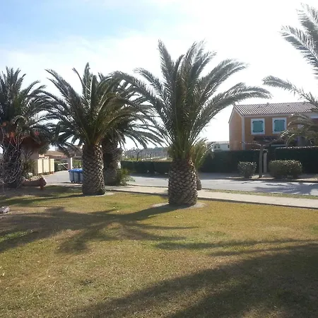 Charmante Maison Proche Des Plages De Piscine Partagee Holiday home *
