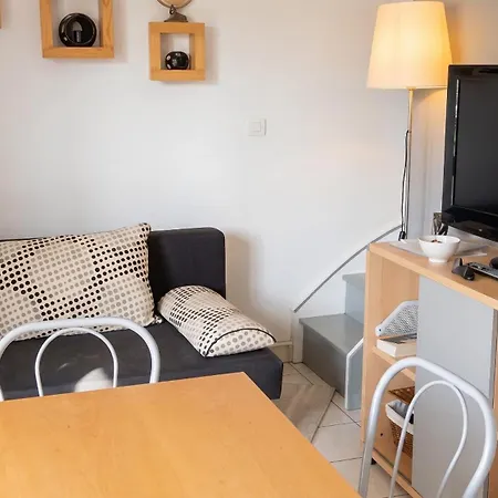 Maison Confortable A 33 M² Avec Piscine Partagee Hébergement de vacances Le Barcarès