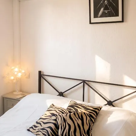 Maison Confortable A 33 M² Avec Piscine Partagee