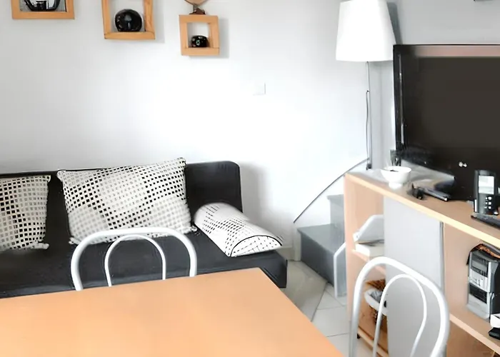 Maison Confortable A 33 M² Avec Piscine Partagee *
